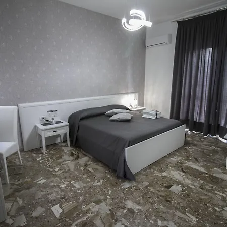 Couette-café Arena 3*