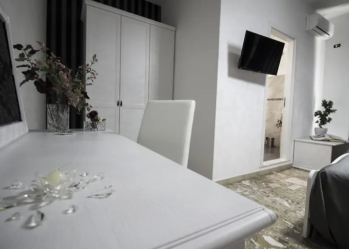 Bed & Breakfast Arena 3*